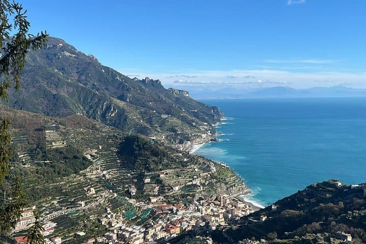 Tour from Naples: Sorrento, Positano and Amalfi with Boat Ride