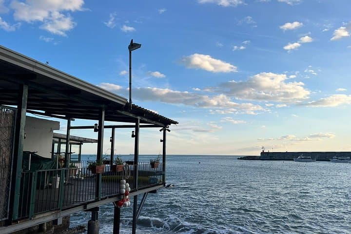 Tour from Naples: Sorrento, Positano and Amalfi with Boat Ride
