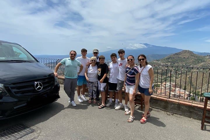 Private Transfer Taormina ↔ Cefalù with Optional Stops