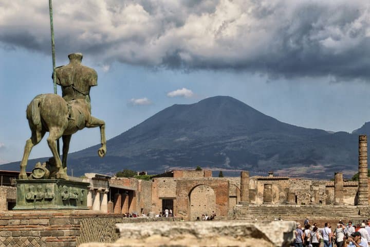 Pompei Private Full Day Tour from Rome – Amalfi optional - Luxury