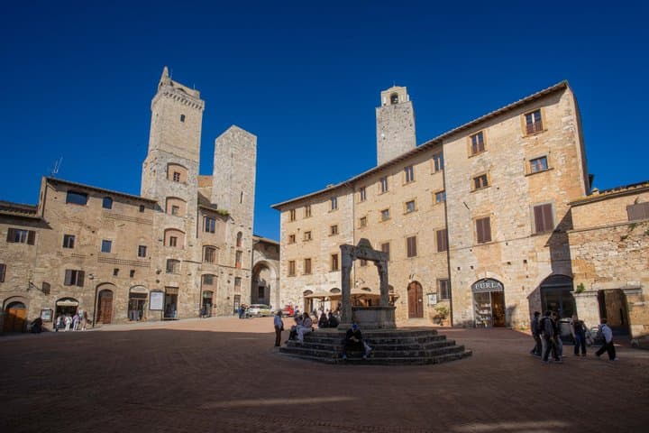 Tuscany 2-Days 5-Cities Flexible Sightseeing bus tour