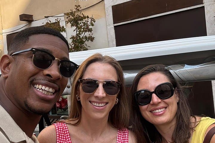 Rome Private Highlights Golf Cart Tour with Gelato