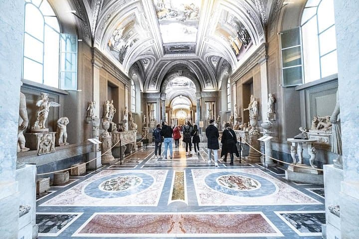 Vatican Museums and Sistine Skip-the-Line Tickets with Dedicated Host