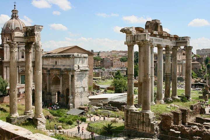 Rome Private Walking Tour: Colosseum, Trevi & Pantheon