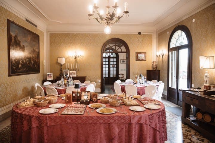 Lunch and Tasting of Traditional Balsamic Vinegar of Modena
