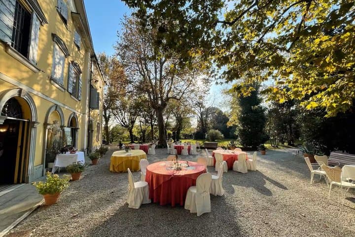 Lunch and Tasting of Traditional Balsamic Vinegar of Modena