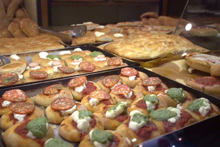 From La Spezia: Street Food Walking Tour with Cinque Terre Escape