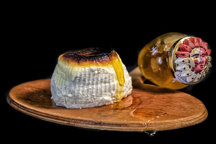 Sicilian Cheese Tour and Tasting at the Local Dairy
