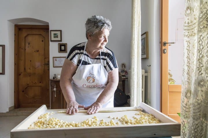 Lecce: Private Farm-to-Table Market & Cooking Class by Cesarine