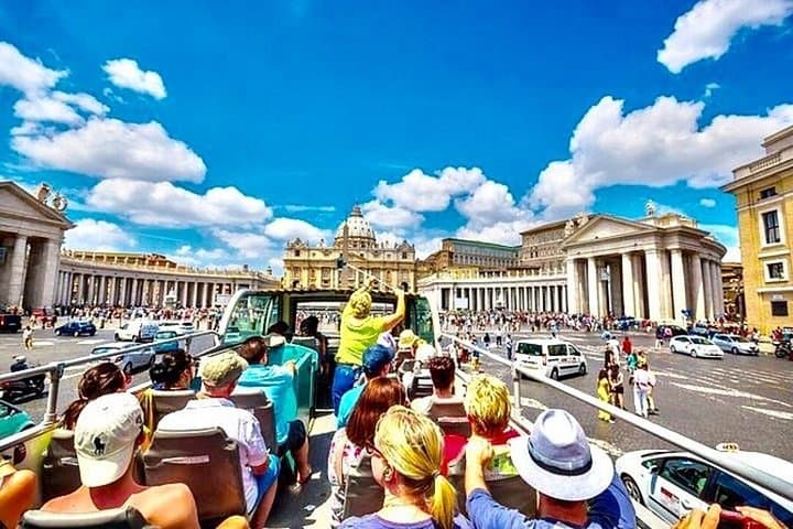 Rome Hop on Hop off Bus Tour with Panoramic City Views
