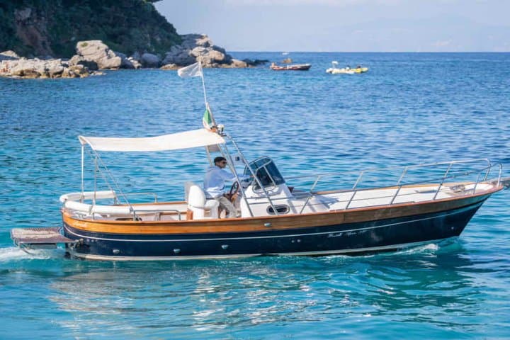 Capri Private Boat Tour for Couples - Perfect for Honeymoon