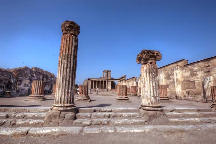 Private Day Trip from Rome: Discover Pompeii & the Amalfi Coast