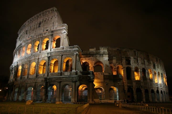 Rome by night St. Peter, Colosseum, Trevi Fountain and Pantheon