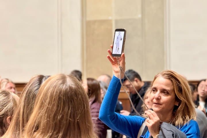 Uffizi & Accademia Timed Entry: Small Group Duomo Walking Tour