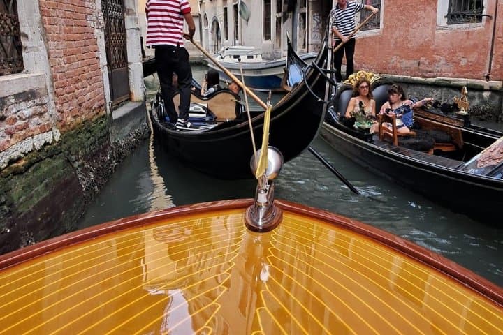 Venice Private Water Taxi from your Hotel to Santa Lucia Station