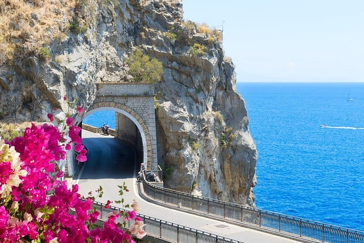 Private Luxury Transfer between Salerno and Sorrento
