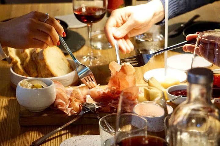 Milan’s Most Authentic Street Food Tour – Local & Milanese