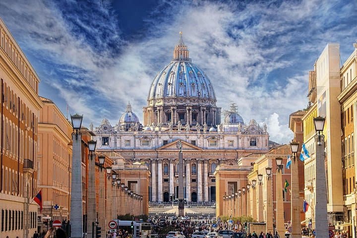 St. Peters Basilica Tour with Dome Climb and Papal Tombs