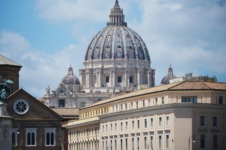 St. Peters Basilica Tour with Dome Climb and Papal Tombs