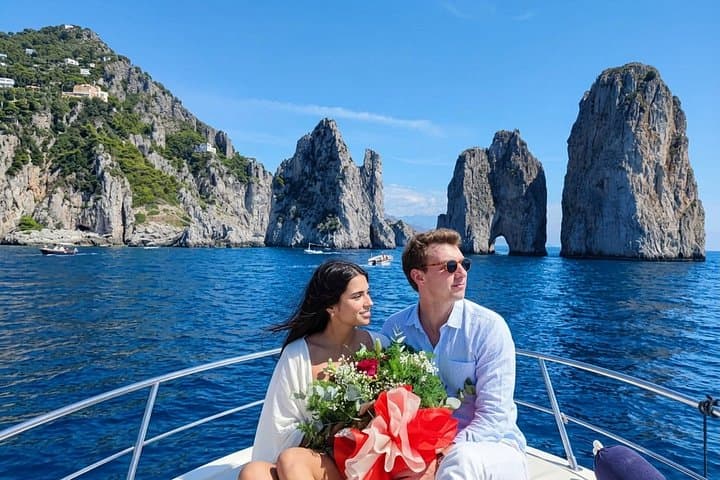 Capri All Inclusive Semi-Private Boat Tour with City Visit