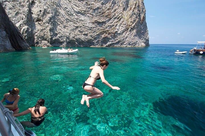 Ponza Island 5 Hour Boat Tour with Lunch and Snorkeling Option
