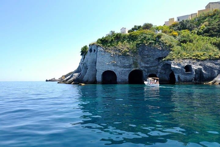 Ponza Island 5 Hour Boat Tour with Lunch and Snorkeling Option