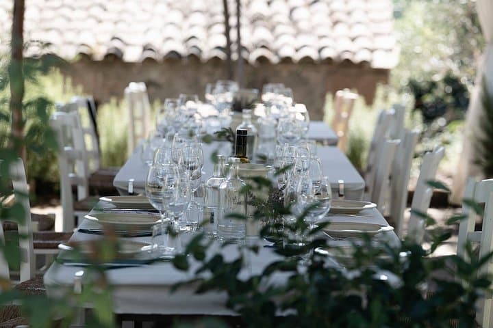 Winery Tour & Wine Tasting with Cheese & Charcuterie