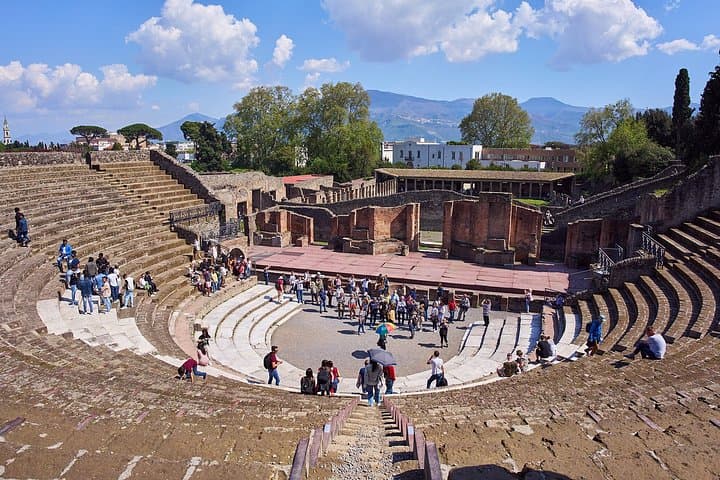 Private Pompeii Tour from Naples with Guide and Transport