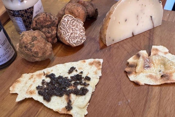 Siena Food Tour : Local Tuscan Flavors