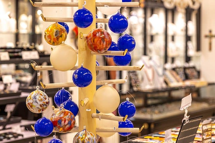 Venice: Burano and Murano Boat Tour with Glass Demonstration