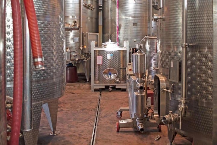 Amarone and Valpolicella Winery Tour with Transport from Verona