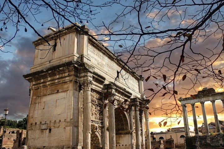Semiprivate Tour of Palatine Hill and Roman Forum