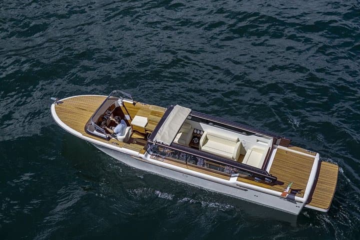 Private Venetian Wooden Boat Tour on Lake Como