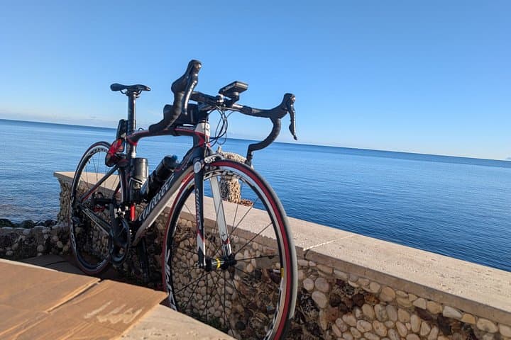 Road Bike Rental in Palermo with Suggested Itinerary