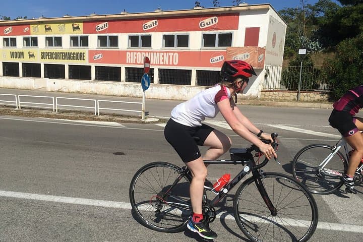 Road Bike Rental in Palermo with Suggested Itinerary