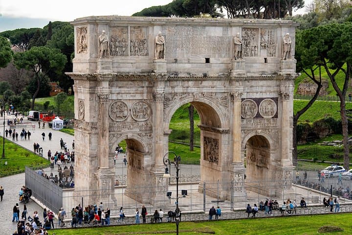 Wonders of The Colosseum Tour - Exterior Experience in Rome