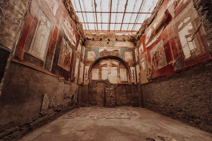 Herculaneum Skip the Line Ticket with Audio Guide