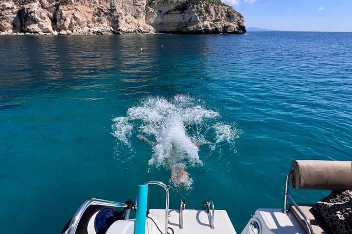Catamaran tour stops bathing and snorkeling toast with prosecco