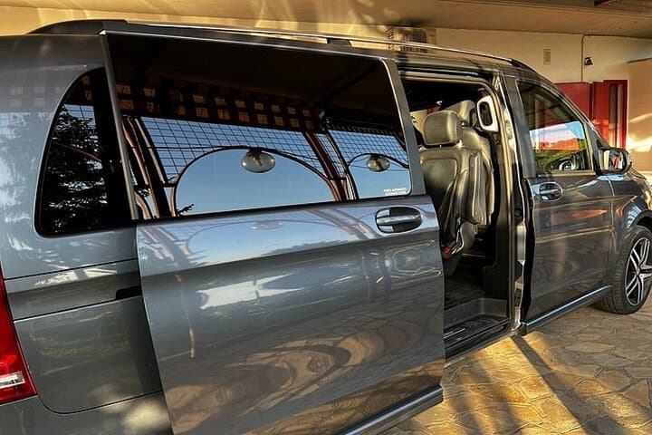 Rome Private Transfer Fiumicino Airport to or from Rome