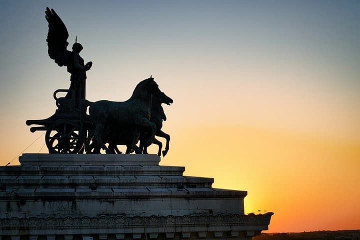 Ancient Rome at Night: Private Walking Tour