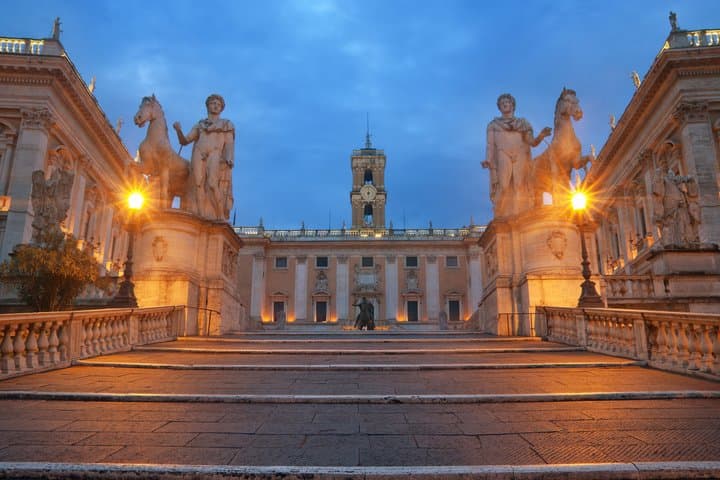 Ancient Rome at Night: Private Walking Tour