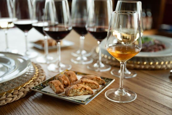 San Gimignano: A Moment of Taste Light lunch & wine tasting