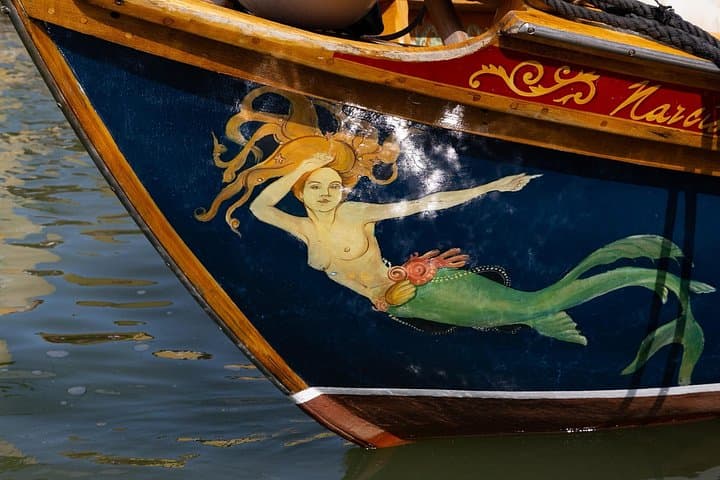 Venice: Murano, Burano and Torcello Vintage Boat Tour
