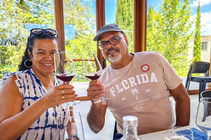 Siena: Val d’Orcia Wine Tour with Lunch & Brunello