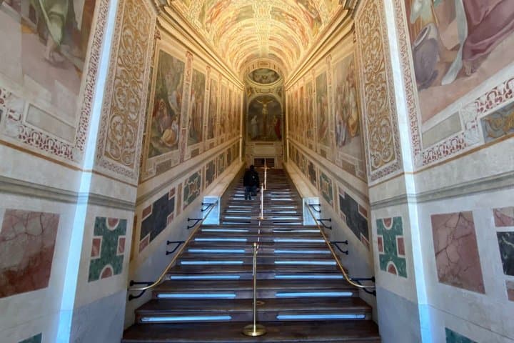 Rome Christian Pilgrimage Tour by Golf Cart Churches and Relics