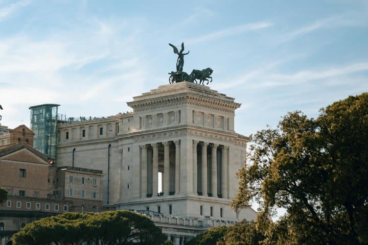Rome: Vittoriano Monument Tickets Skip-the-Line Elevator Access