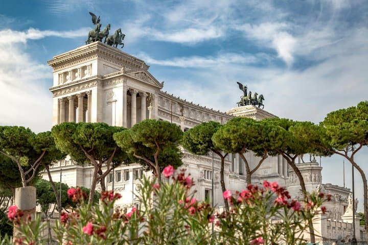 Rome: Vittoriano Monument Tickets Skip-the-Line Elevator Access