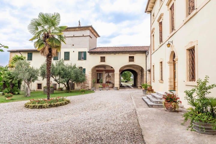 Exclusive Private 3 Days Amarone Wine Experience from Florence