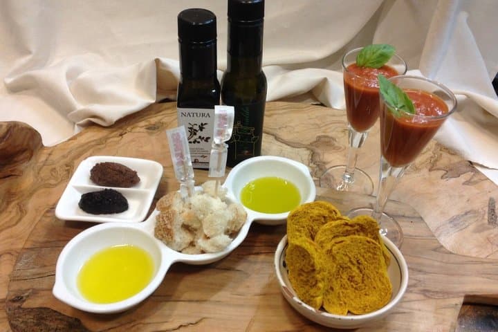 Olive Oil Tour and Tasting Experience in Salento