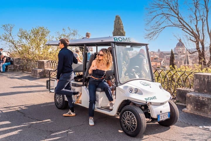 Private Tour of Rome by Golf Cart Gems and Photo Stops